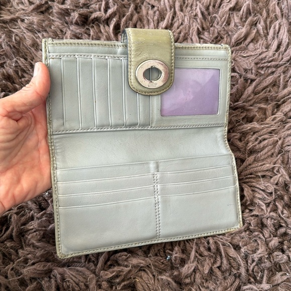 COACH Silver/Gray and tan signature Turnlock wallet with purple lining - Picture 8 of 13